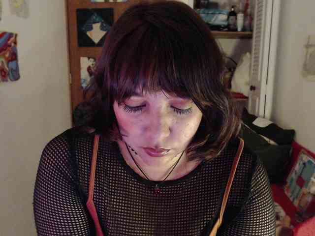 NanaBela webcam