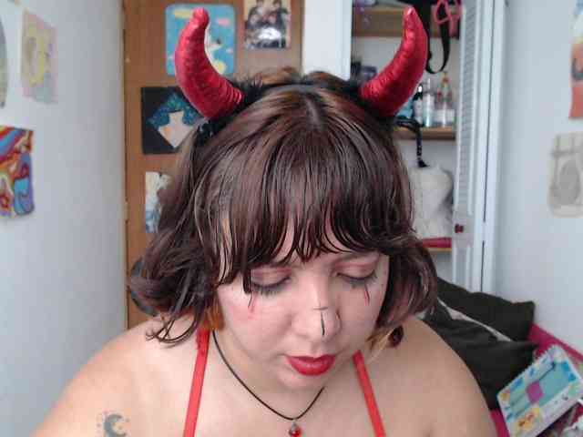 NanaBela webcam