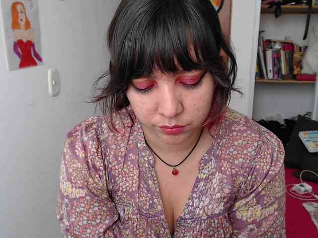 NanaBela webcam