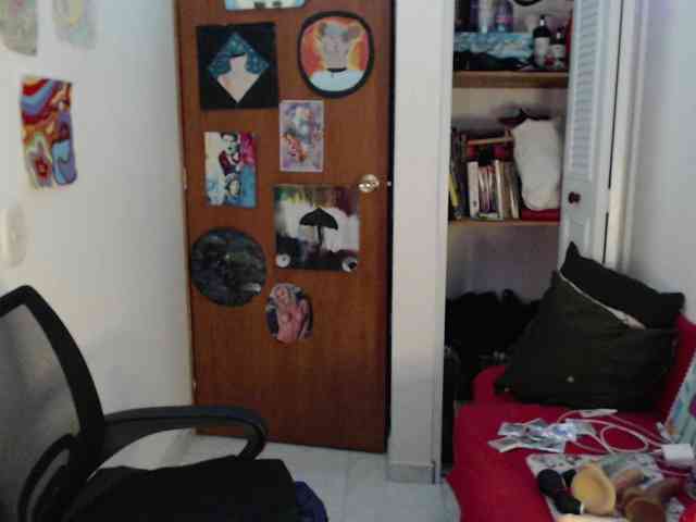 NanaBela webcam