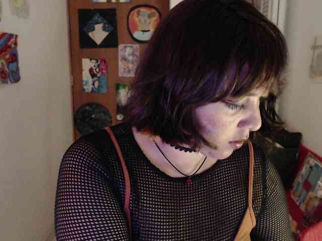 NanaBela webcam