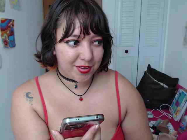 NanaBela webcam