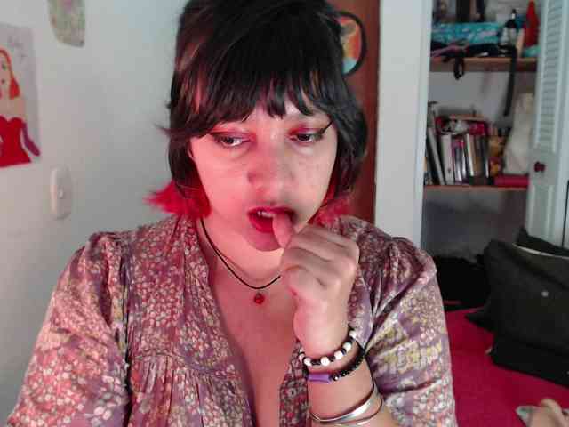 NanaBela webcam