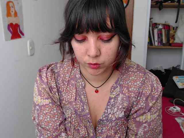 NanaBela webcam