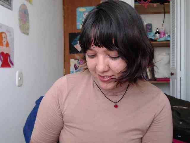 NanaBela webcam