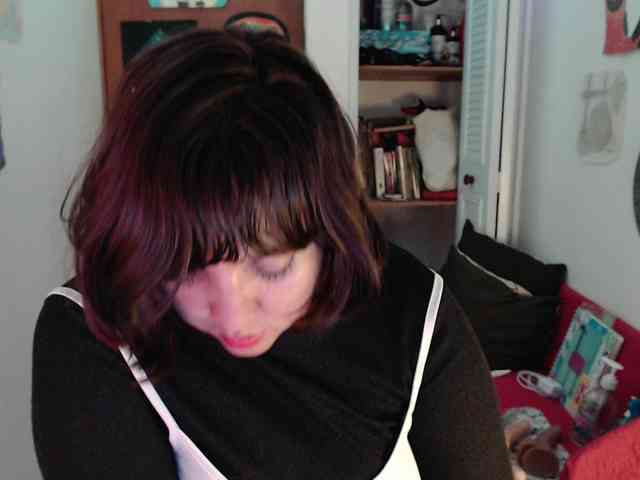 NanaBela webcam