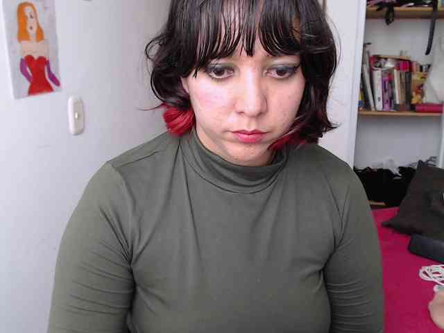 NanaBela webcam