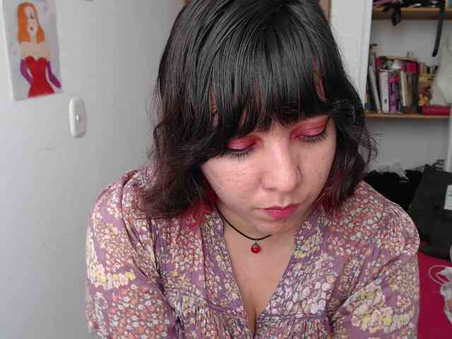 NanaBela webcam