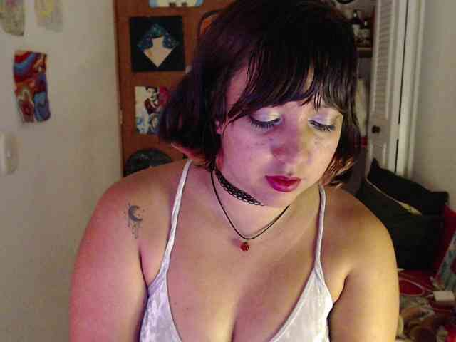 NanaBela webcam