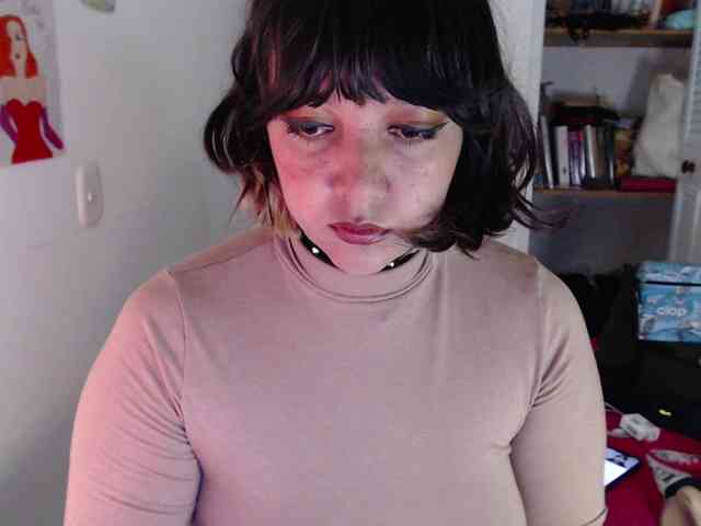 NanaBela webcam