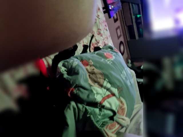 DiiRolla's BongaCams show and profile