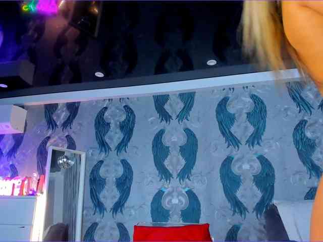 AnnesWhite webcam