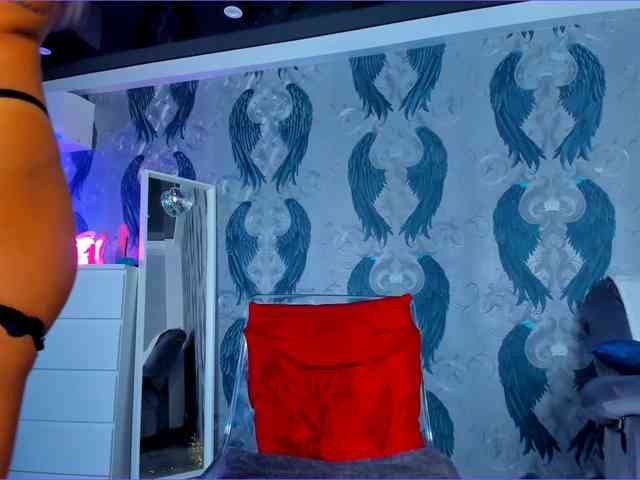 AnnesWhite webcam