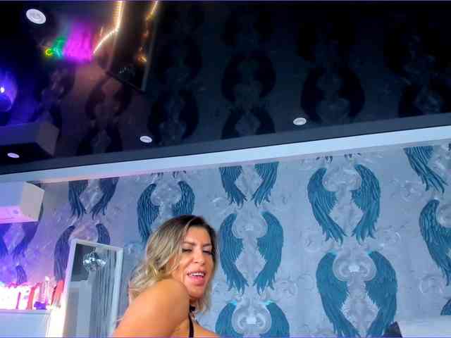 AnnesWhite webcam