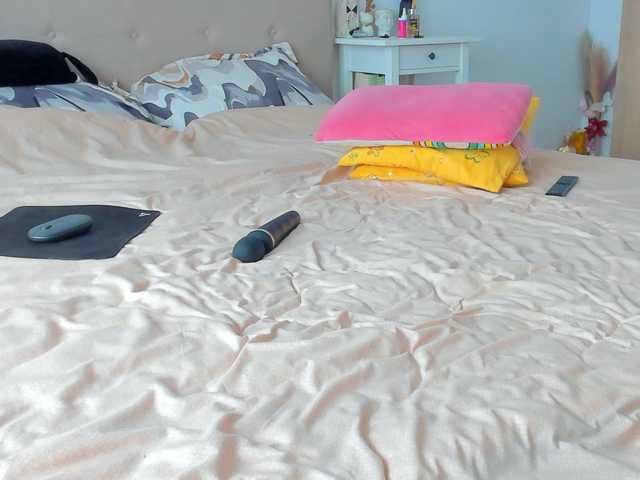 mariemarie03's BongaCams show and profile