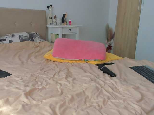 mariemarie03's BongaCams show and profile