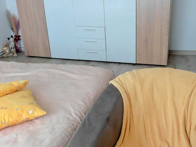 mariemarie03's BongaCams show and profile