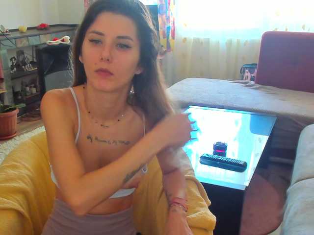 mariemarie03's BongaCams show and profile