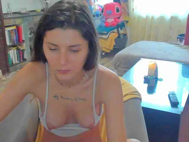 mariemarie03 webcam
