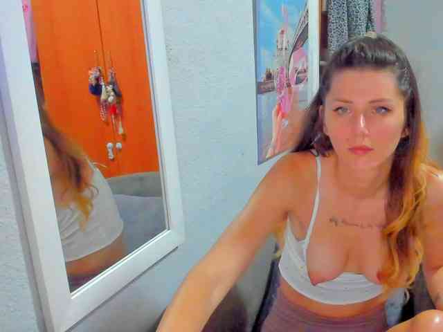 mariemarie03 webcam