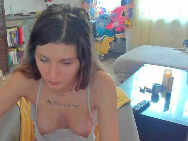 mariemarie03 webcam