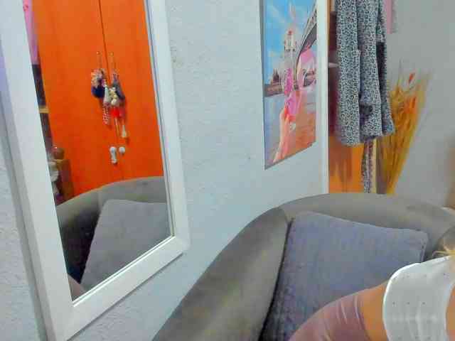 mariemarie03 webcam