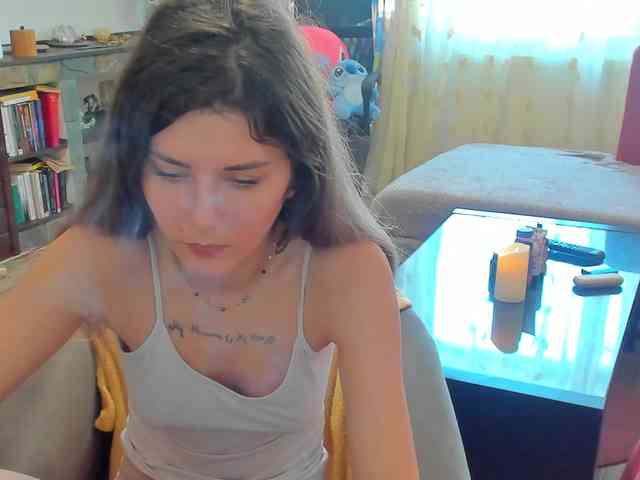 mariemarie03 webcam