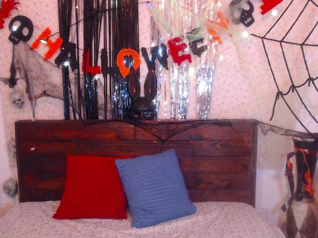 NikkiMilky webcam bongacams model stream image