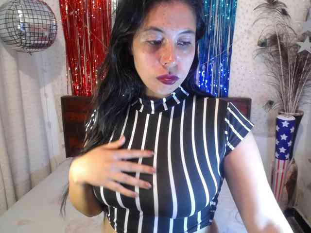 NikkiMilky