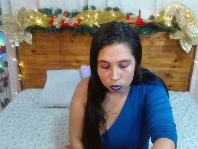 NikkiMilky NikkiMilky