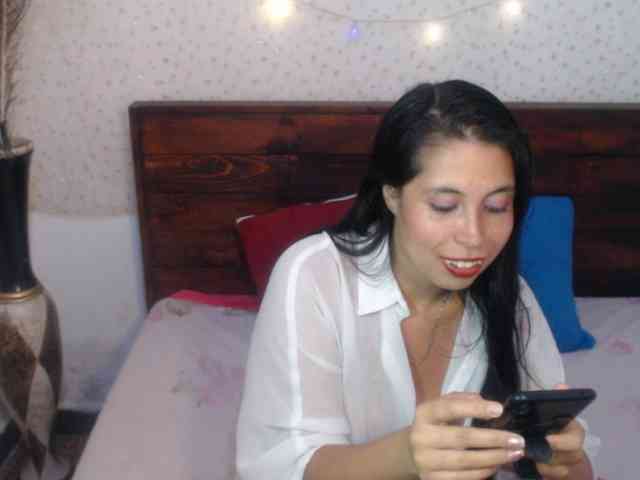 NikkiMilky