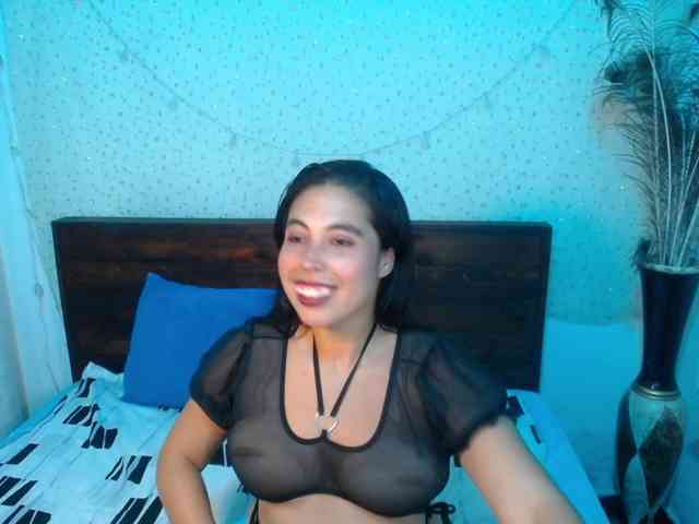 NikkiMilky