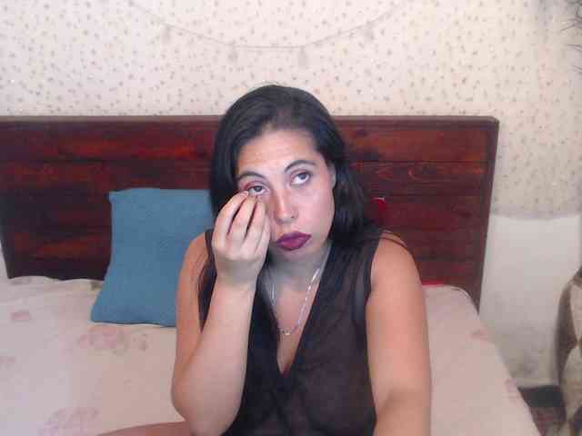 NikkiMilky