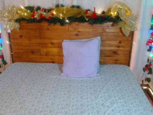 NikkiMilky NikkiMilky