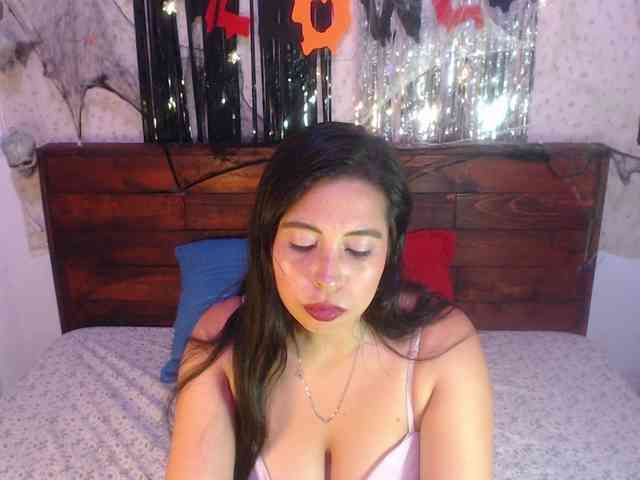 NikkiMilky