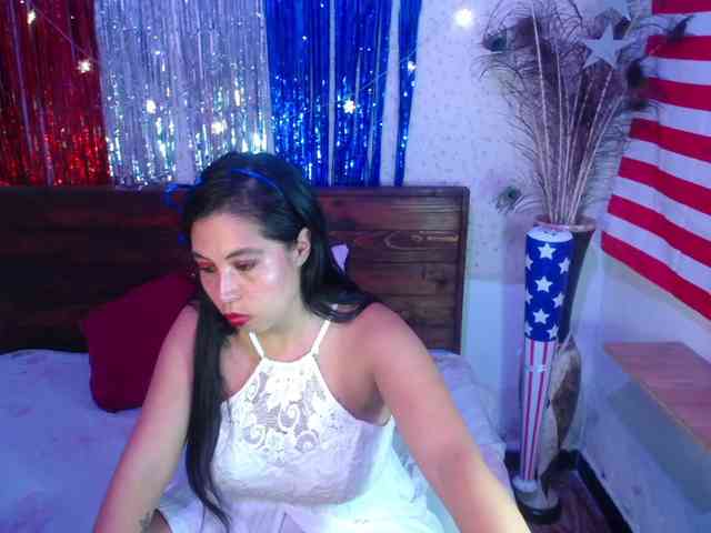 NikkiMilky