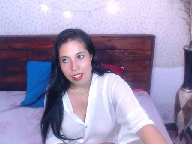 NikkiMilky
