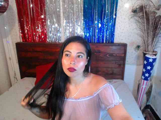 NikkiMilky