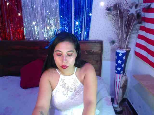 NikkiMilky
