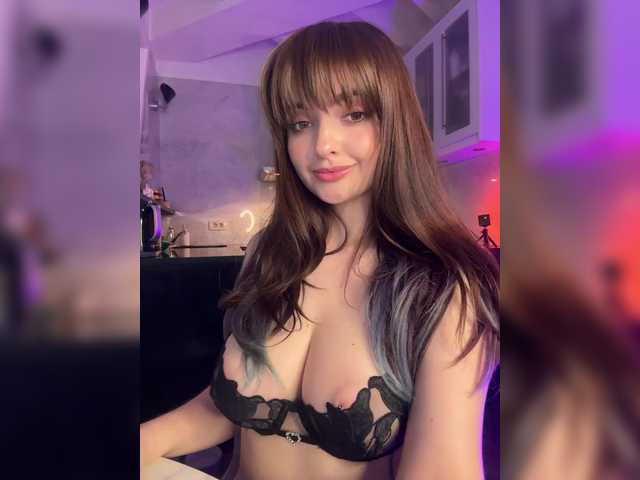 kristinanice's BongaCams profile