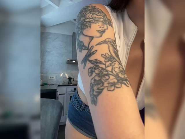 kristinanice's BongaCams profile