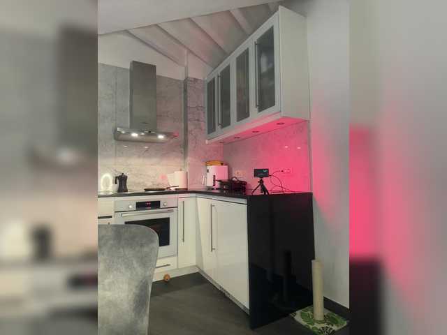 kristinanice's BongaCams profile