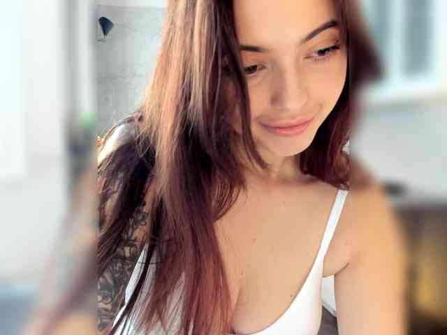 GoodGirl21 webcam
