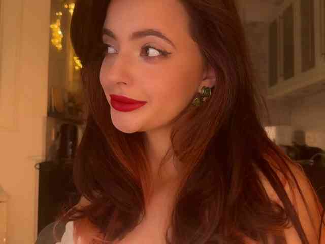 kristinanice Live Webcam on BongaCams