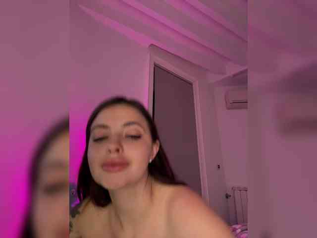 GoodGirl21 webcam