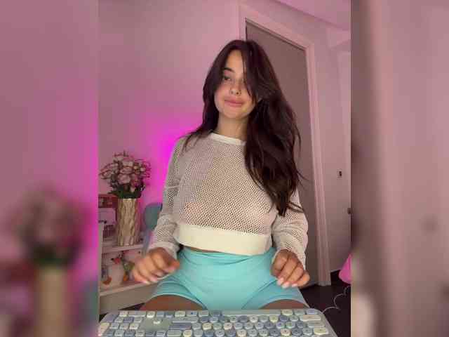 GoodGirl21 webcam