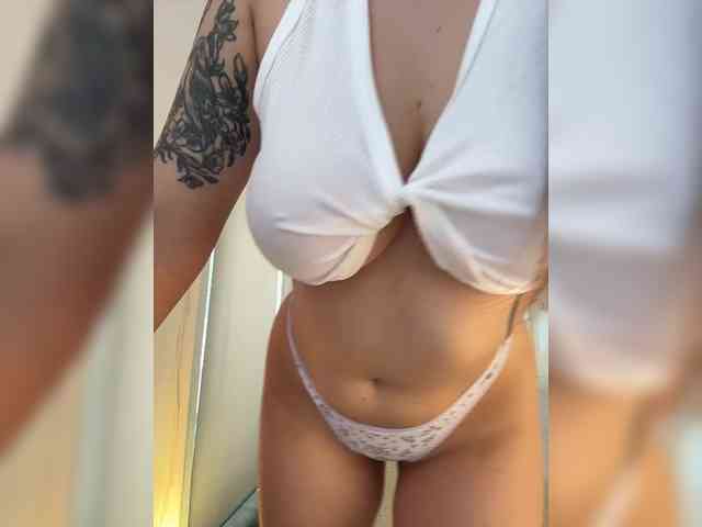 GoodGirl21 webcam