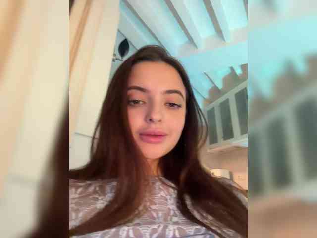 GoodGirl21 webcam