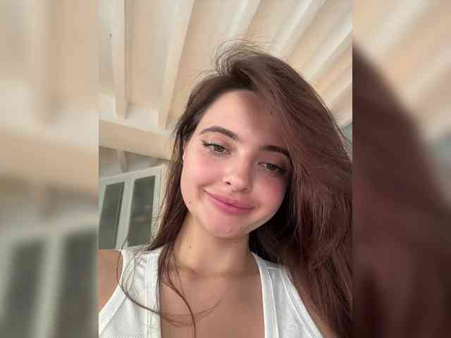 GoodGirl21 webcam