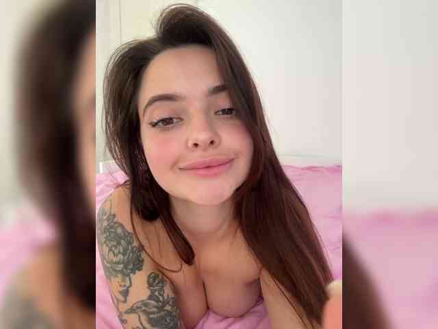 GoodGirl21 webcam